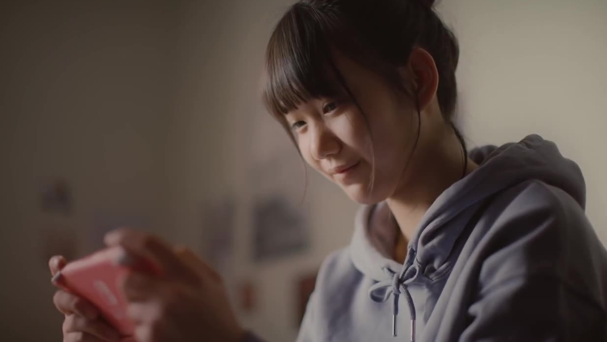 日本治愈少女广告《动物森友会》
